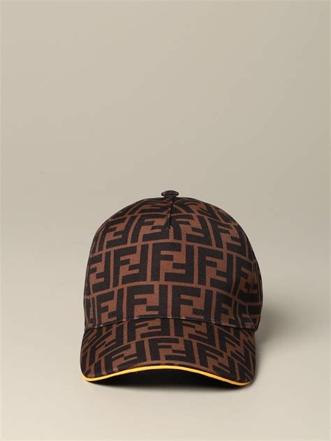 fendi muts